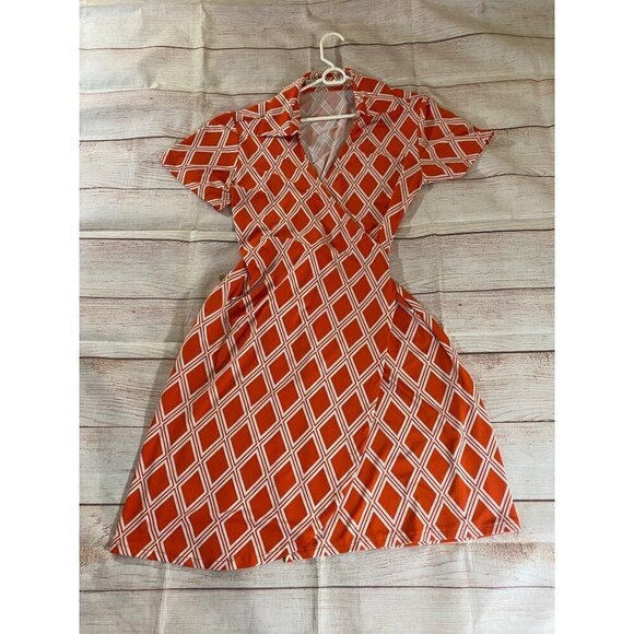 Tracy Negoshain Women's Orange Plaid Short Sleeve Wrap Dress - Large - Picture 4 of 11